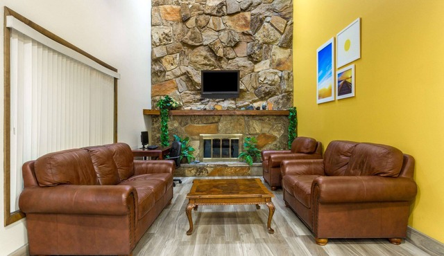 Days Inn by Wyndham Delta