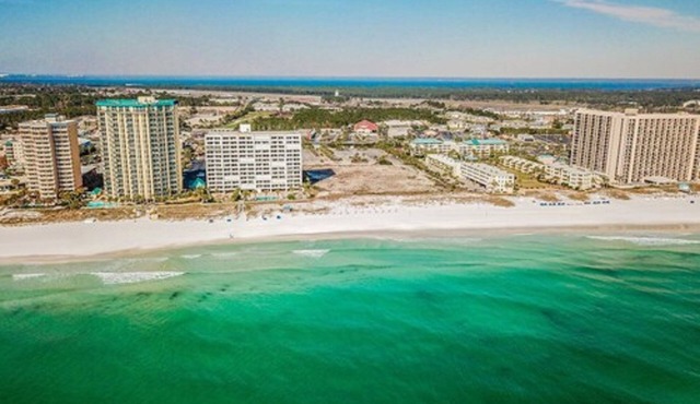 Days Inn by Wyndham Destin