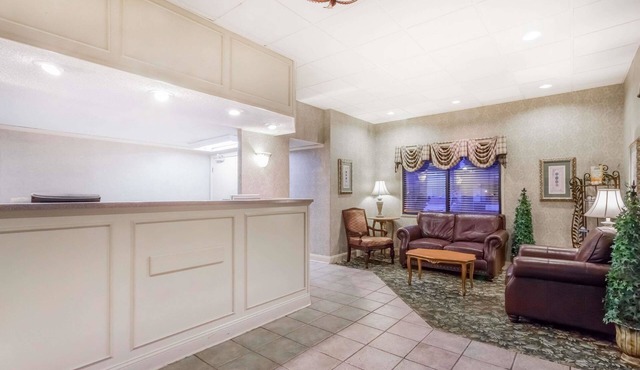 Days Inn by Wyndham Dover Downtown