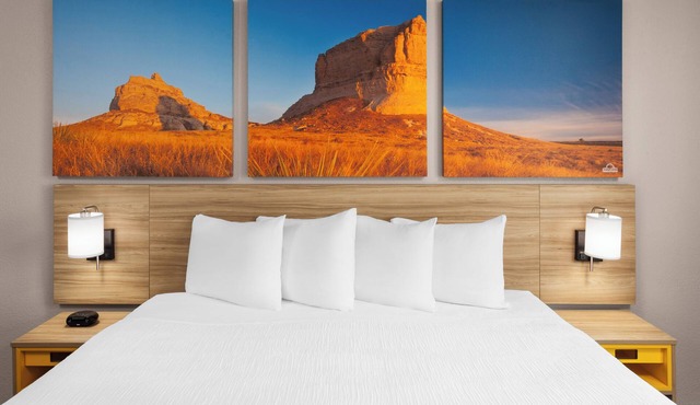 Days Inn by Wyndham Eagle River