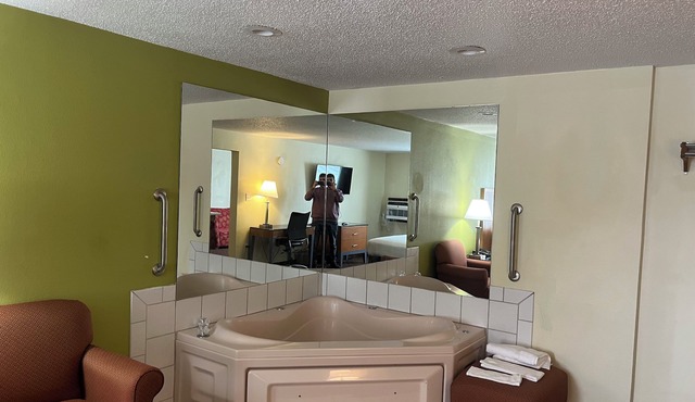 Days Inn by Wyndham Fort Dodge