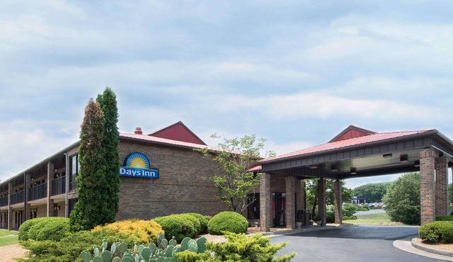 Days Inn by Wyndham Fort Payne