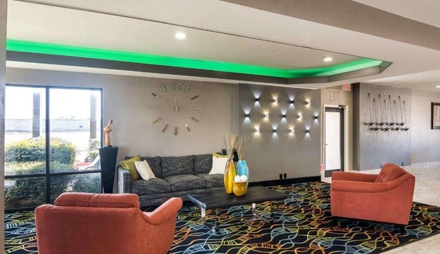 Days Inn by Wyndham Fort Worth North/Fossil Creek