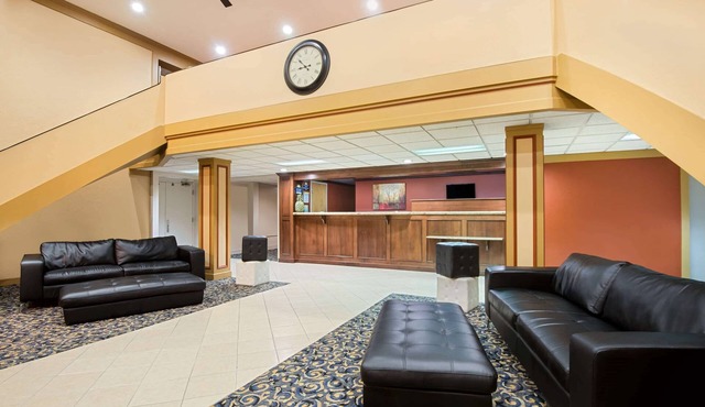 Days Inn by Wyndham Fremont