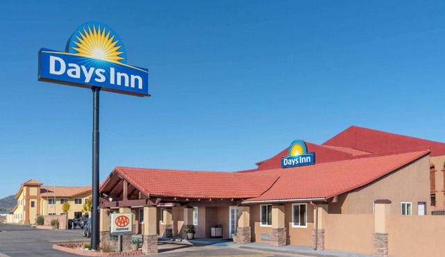 Days Inn by Wyndham Grants