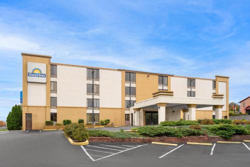 Days Inn by Wyndham Hagerstown I-70