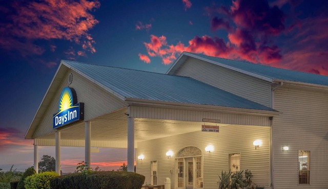 Days Inn by Wyndham Hardy