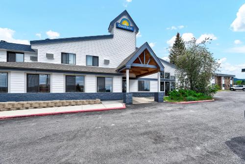 Days Inn by Wyndham Helena