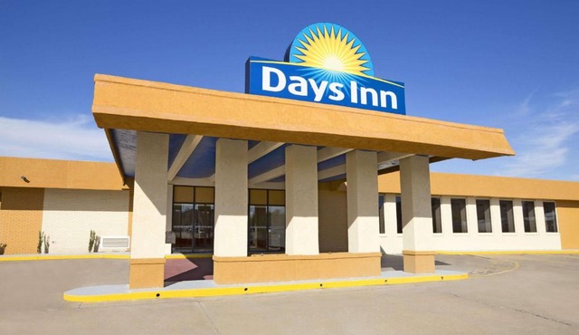 Days Inn by Wyndham Henryetta