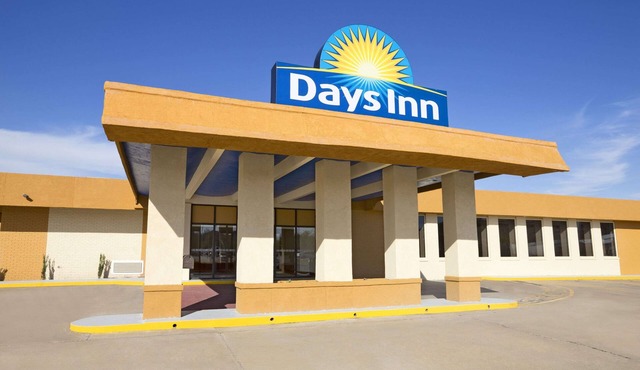 Days Inn by Wyndham Henryetta
