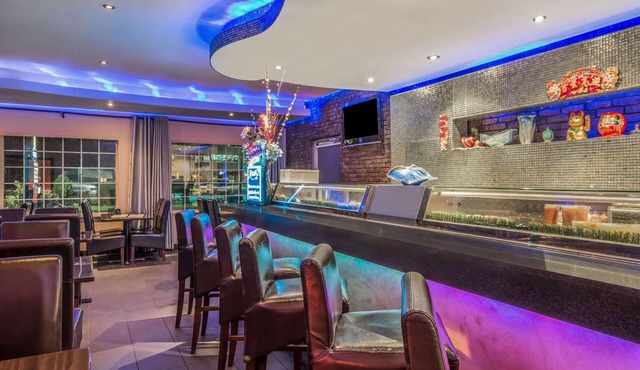 Days Inn by Wyndham Hicksville Long Island