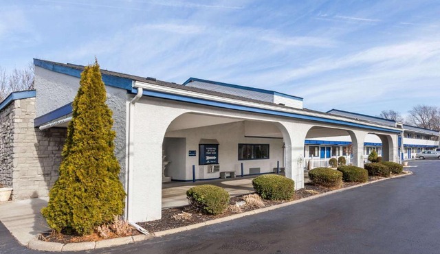 Days Inn by Wyndham Kent - Akron