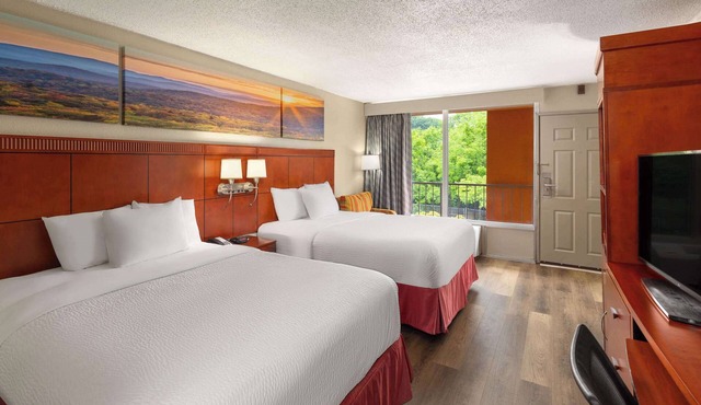 Days Inn by Wyndham Knoxville East