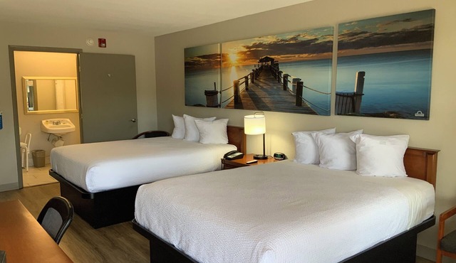 Days Inn by Wyndham Lake City I-10