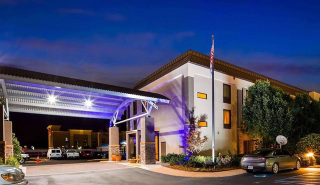 Days Inn by Wyndham Laurel MS