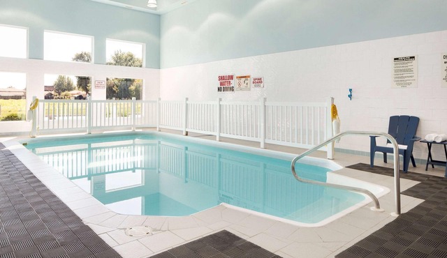 Days Inn by Wyndham Leamington
