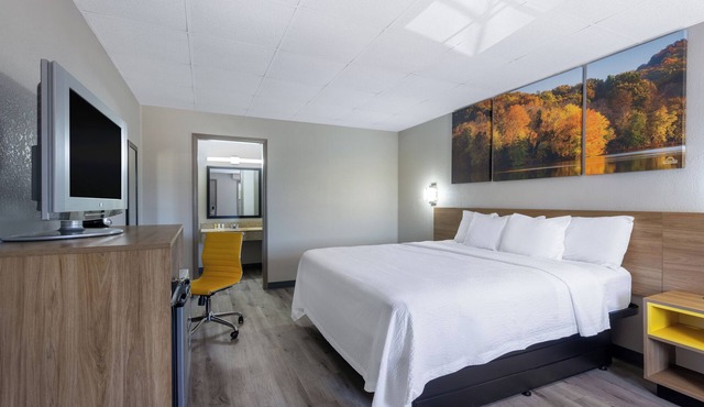 Days Inn by Wyndham Lincolnton