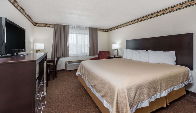 Days Inn by Wyndham Mexico