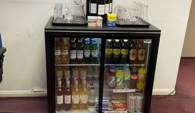 Days Inn by Wyndham Michaelwood M5