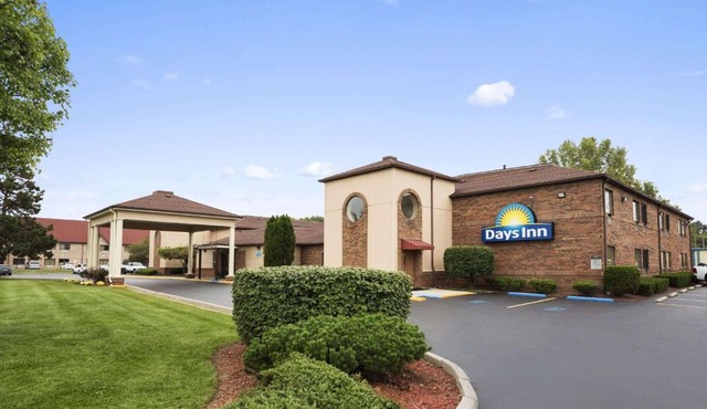 Days Inn by Wyndham Middletown