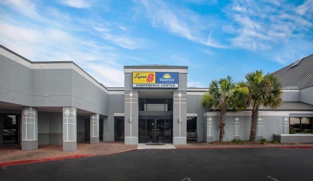 Days Inn by Wyndham Mobile I-65