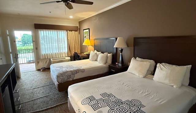 Days Inn by Wyndham Navasota