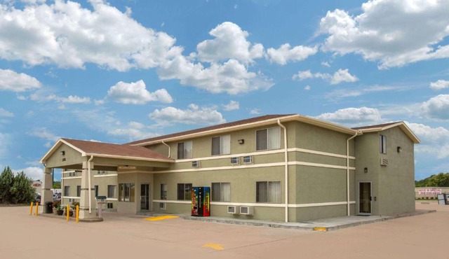 Days Inn by Wyndham North Platte