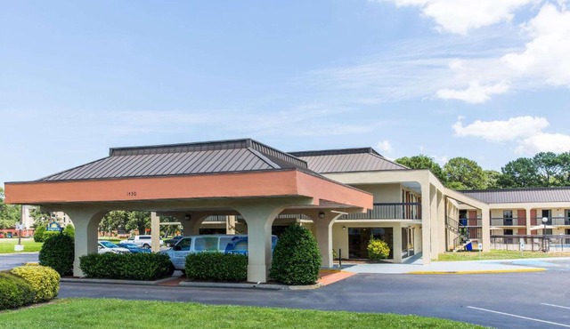 Days Inn by Wyndham Norfolk Airport