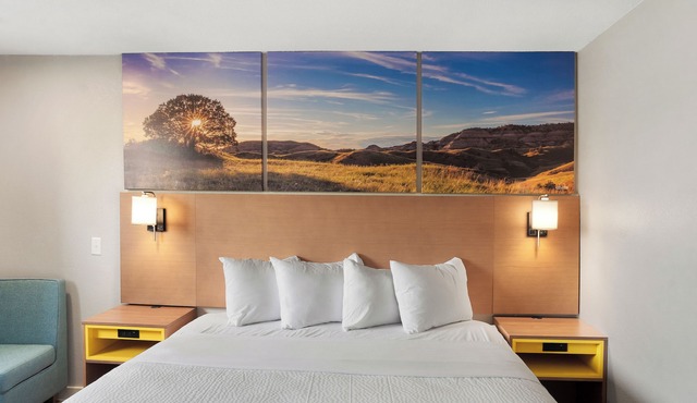 Days Inn by Wyndham Omaha NE