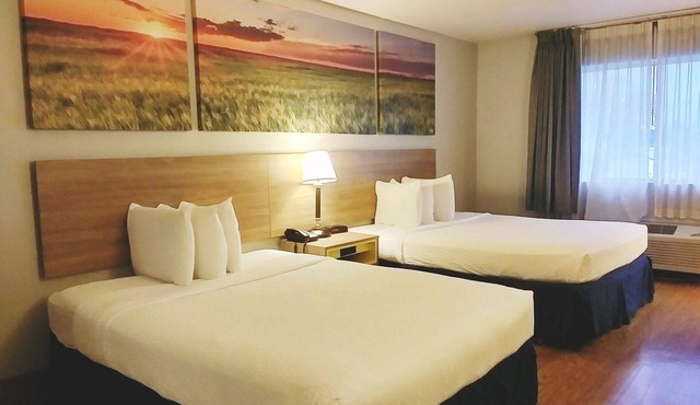 Days Inn by Wyndham Osage Beach Lake of the Ozarks