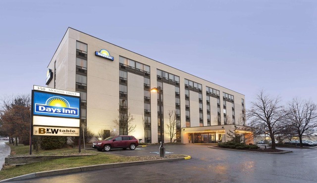 Days Inn by Wyndham Ottawa West