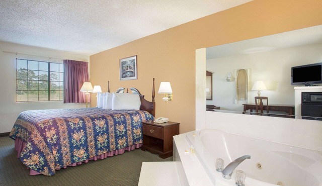 Days Inn by Wyndham Picayune