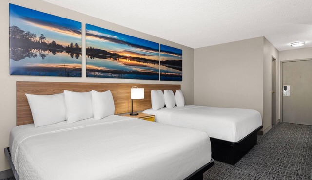 Days Inn by Wyndham Rawlins