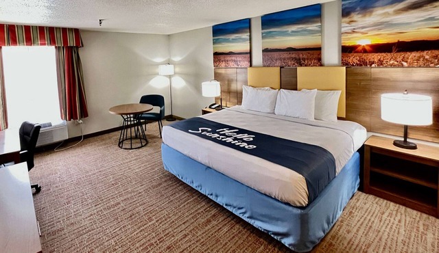 Days Inn by Wyndham Rayne/Crowley
