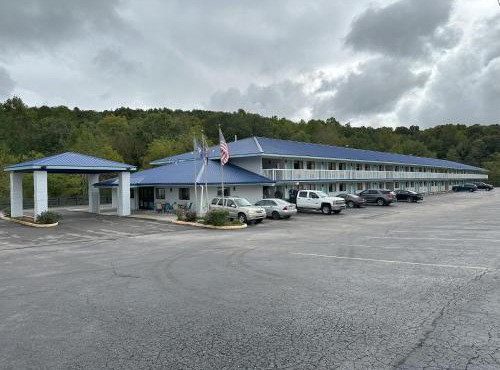 Days Inn by Wyndham Renfro Valley Mount Vernon