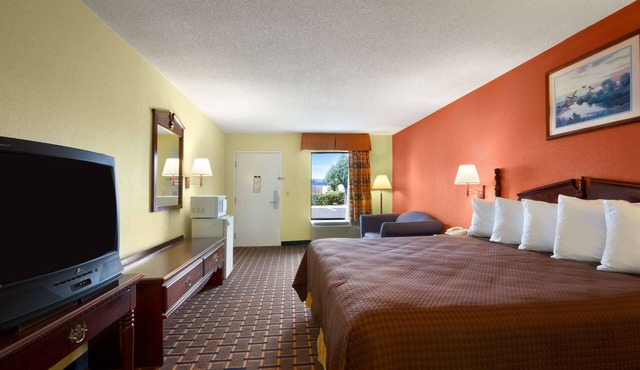 Days Inn by Wyndham Richburg
