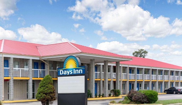 Days Inn by Wyndham Richmond