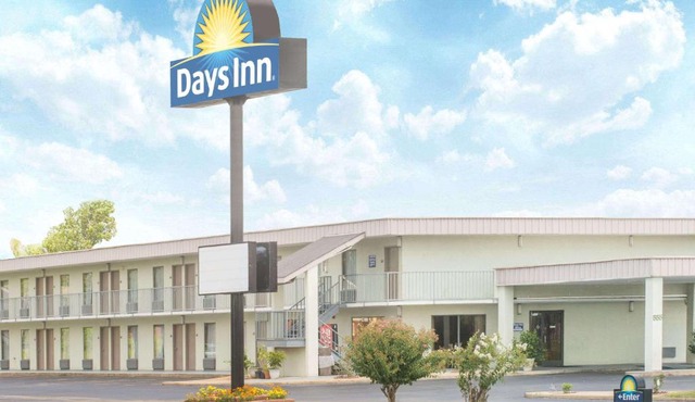 Days Inn by Wyndham Ripley