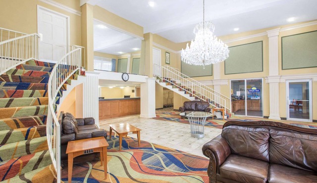 Days Inn by Wyndham Roanoke/Hollins Near I-81