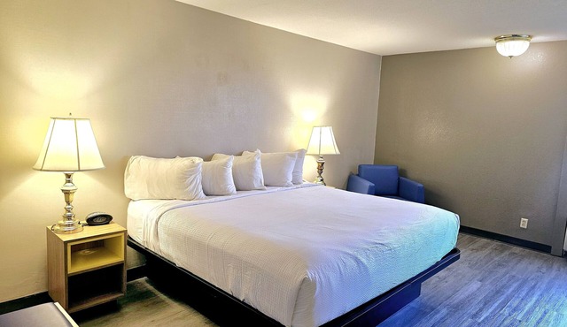 Days Inn by Wyndham Rolla