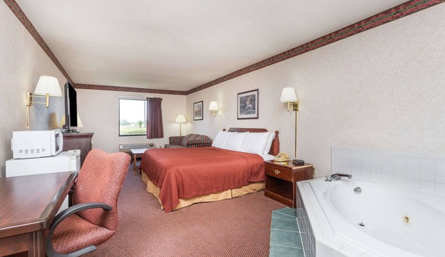 Days Inn by Wyndham Royston