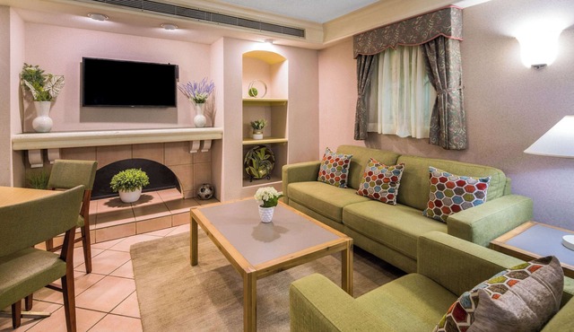 Days Inn by Wyndham San Diego Vista