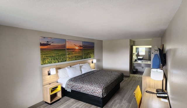 Days Inn by Wyndham San Antonio