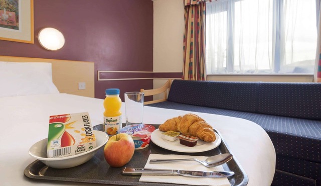 Days Inn by Wyndham Sheffield M1