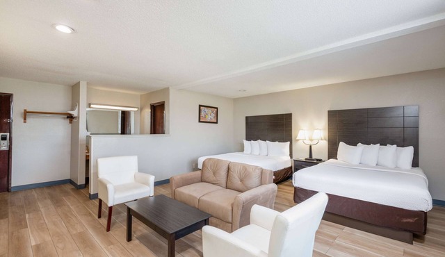 Days Inn by Wyndham Somerset PA I-70 I-76