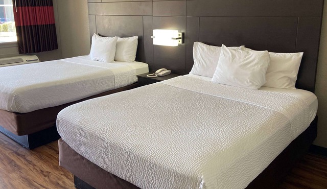 Days Inn by Wyndham Tupelo