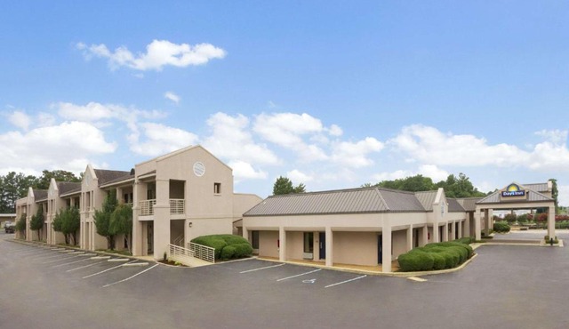 Days Inn by Wyndham Alexander City