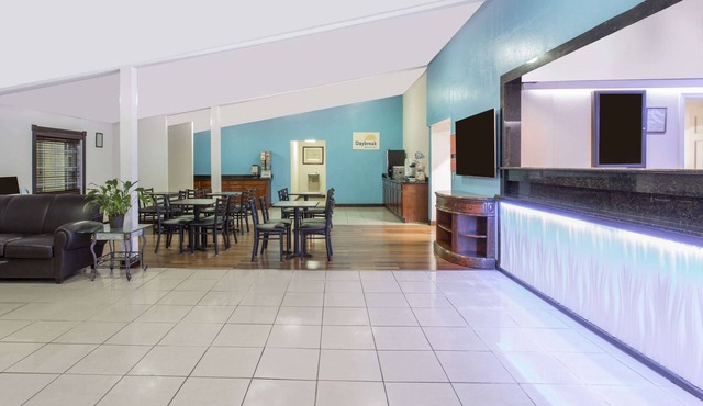 Days Inn by Wyndham Virginia Beach Town Center