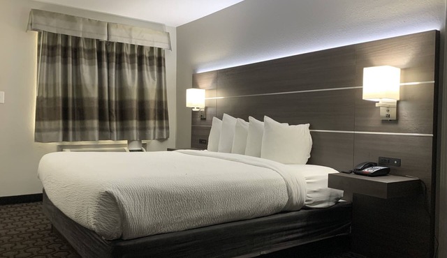 Days Inn by Wyndham Wagoner