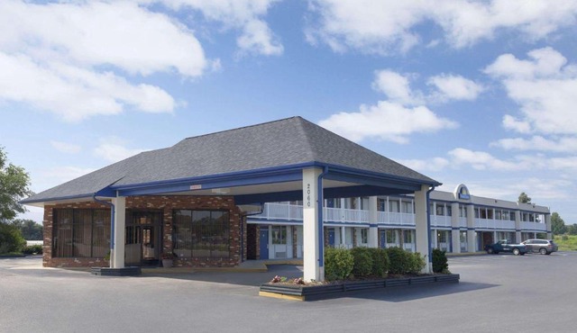 Days Inn by Wyndham Waynesboro